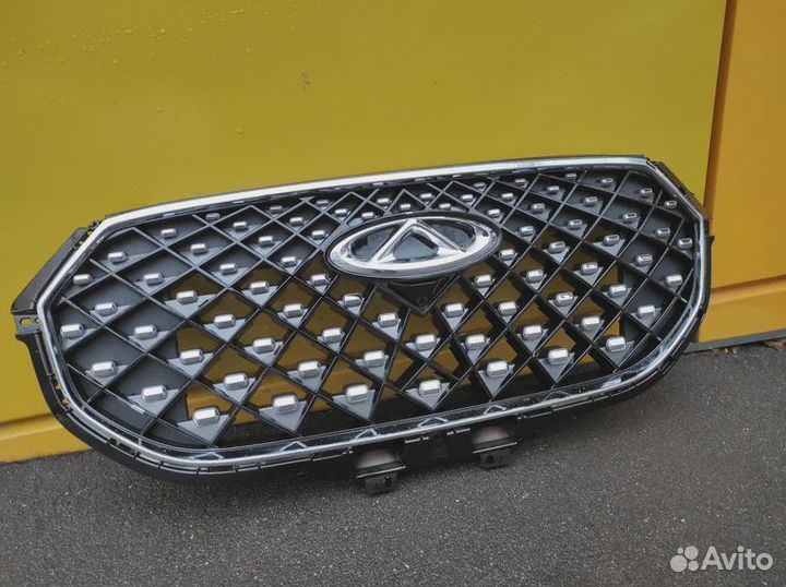Решетка радиатора на Chery Tiggo 8 pro