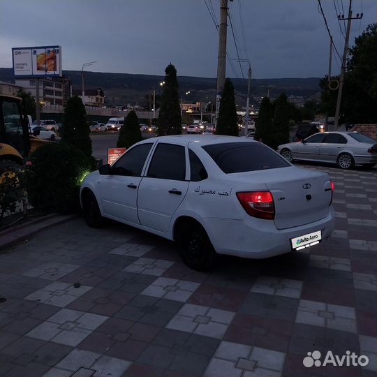 LADA Granta 1.6 МТ, 2017, 240 000 км