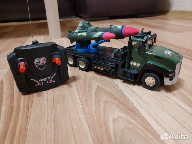 Машинка на радиоуправлении