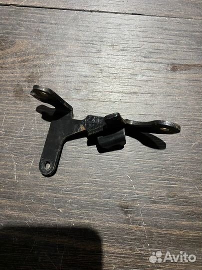 Кронштейн тормозного бочка для Yamaha MT-01 05-06