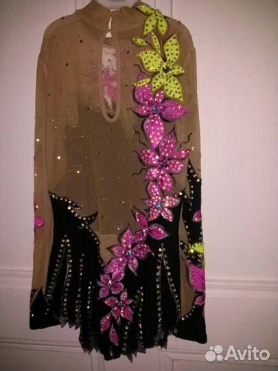 Купальник для художественной гимнастики