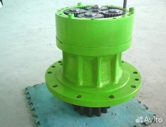 R 305LVS Поворотный редуктор Хендай 250-7