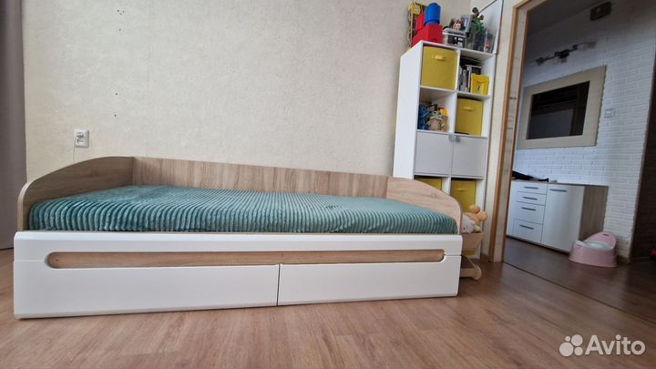Подростковая кровать бу