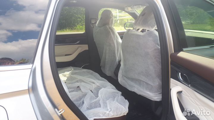 Geely Monjaro 2.0 AT, 2023, 300 км