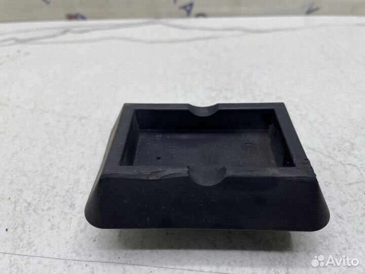 Поддомкратник Bmw E38 E39 E53