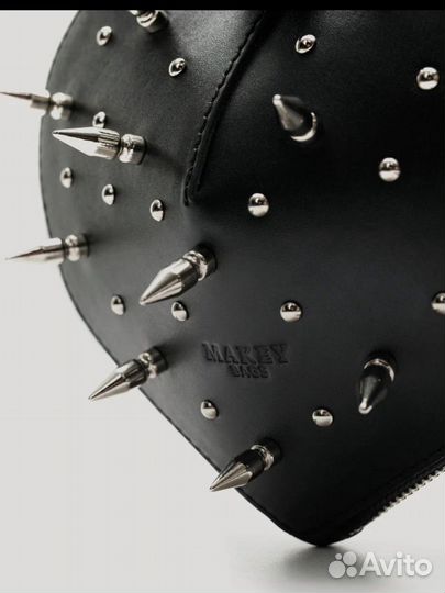 Сумка makey с шипами новая