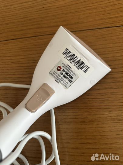 Отпариватель для одежды Polaris