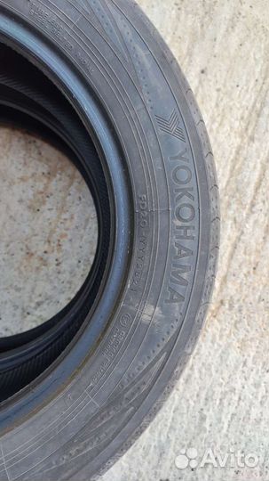 Yokohama BluEarth RV-02 205/60 R16