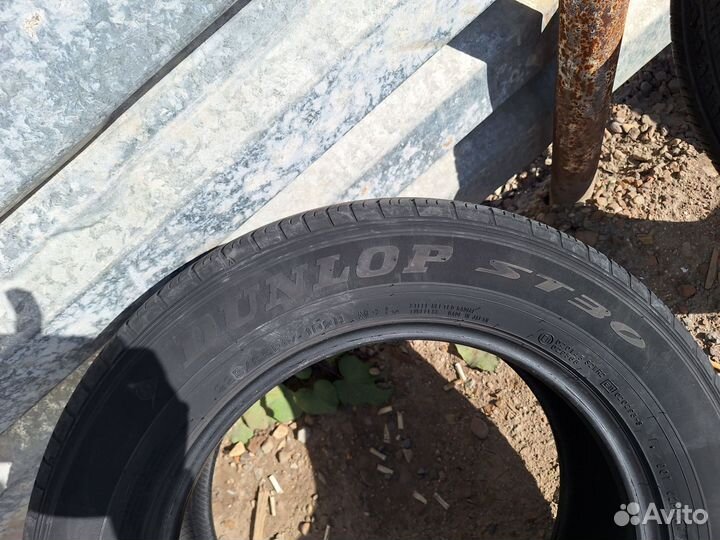 Dunlop Grandtrek ST30 225/65 R17 102H