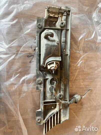 Повторитель поворотов Stanley Electric 042-4654L