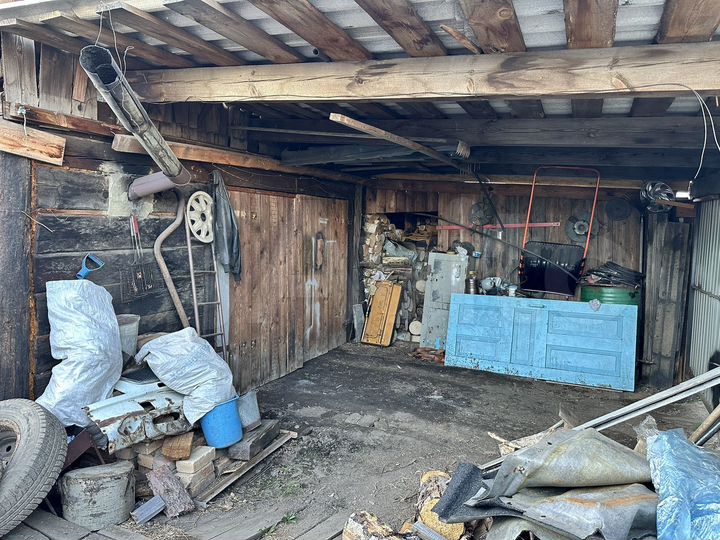 Дом 42 м² на участке 4 сот.