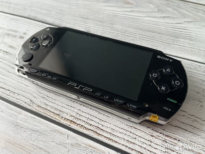 Sony PSP-1004 32Gb white