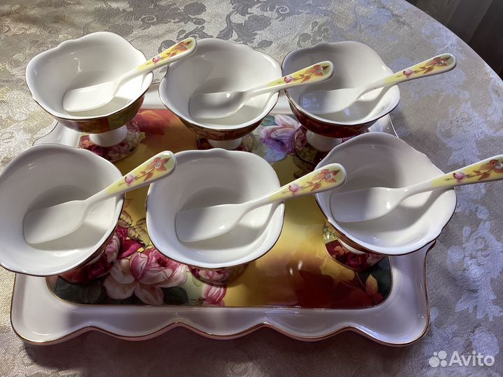 Набор столовой посуды