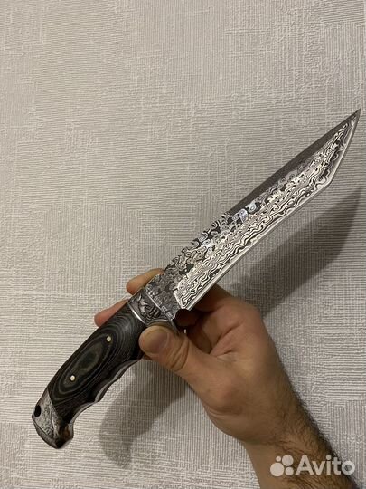 Нож из дамаска