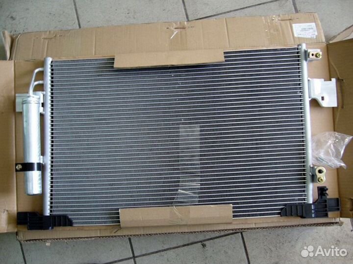 Радиатор кондиционера Митсубиси Аутлендер 2 хл XL