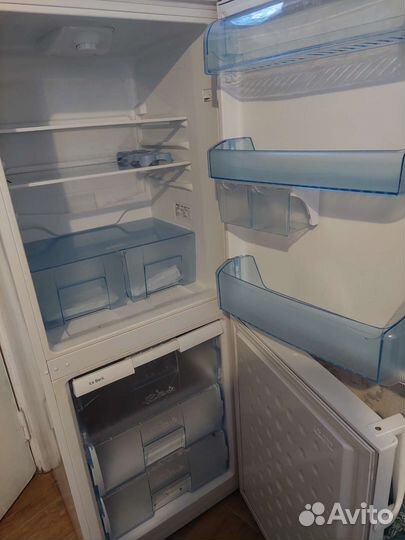 Холодильник на запчасти
