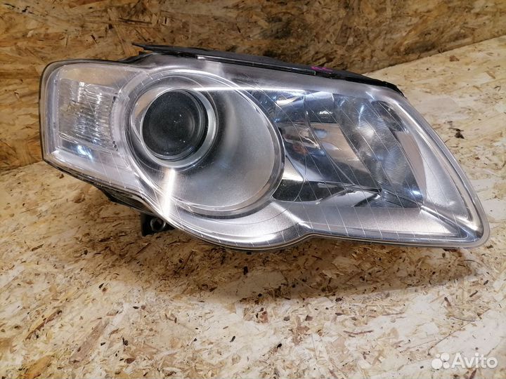 Фара галоген правая Volkswagen Passat B6