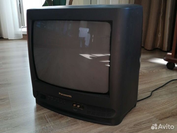 Телевизор Panasonic на дачу