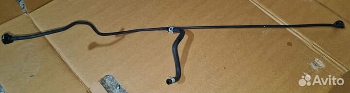 Трубка расширительного бачка Mercedes W447 OM651