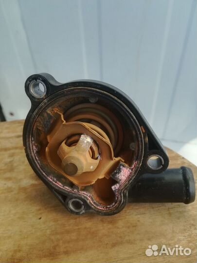 Корпус термостата Opel A14NET 55593034