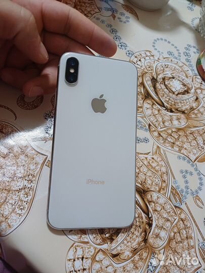 iPhone X, 64 ГБ