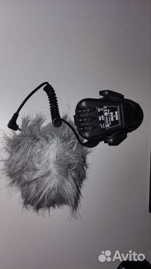 Rode SVM накамерный микрофон