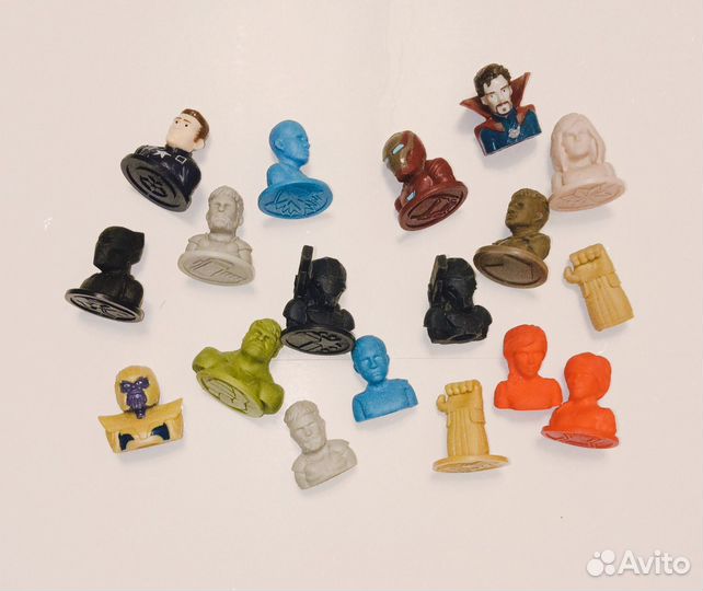 Игрушки из киндера пакетом