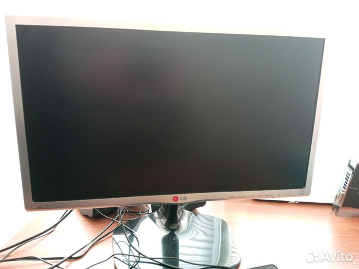 Монитор LG 22 дюйма IPs в идеале