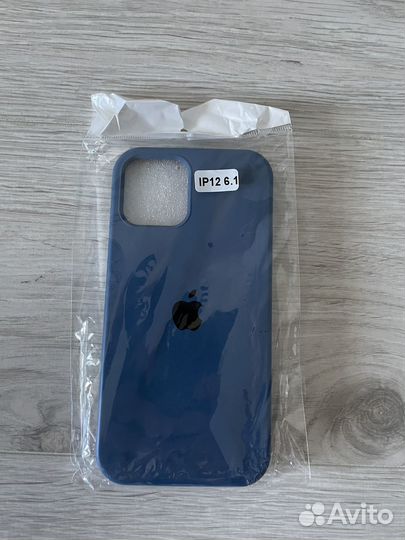 Чехол на iPhone 12