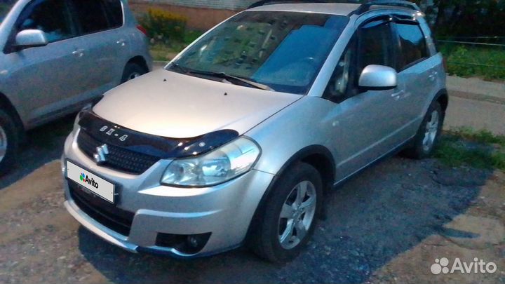 Suzuki SX4, 2010