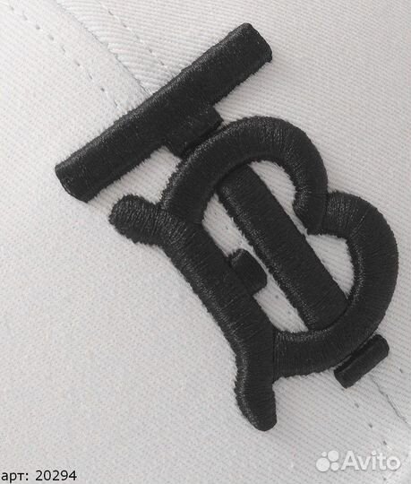 Кепка burberry белая