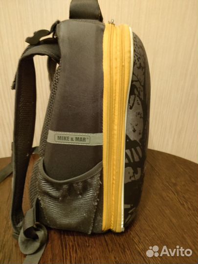 Школьный рюкзак