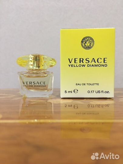 Миниатюры парфюмерии Versace