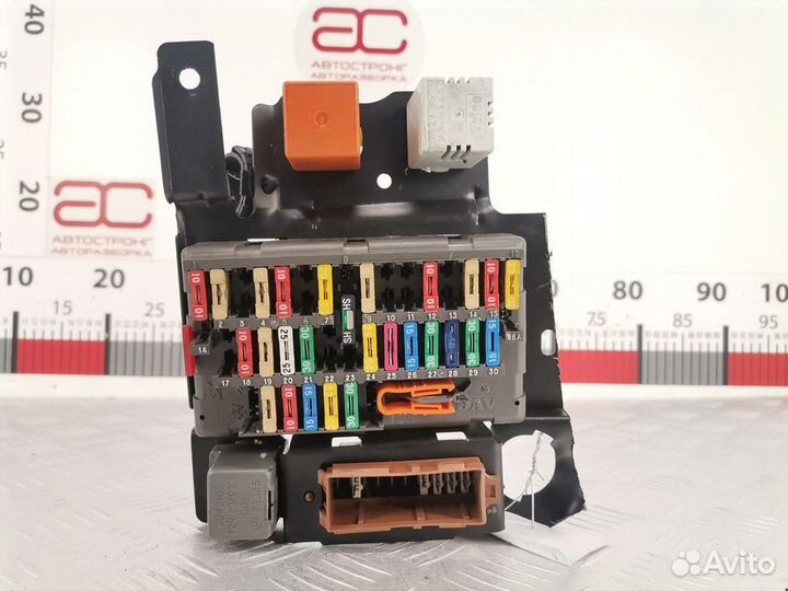 Блок предохранителей для Peugeot-Citroen Xantia