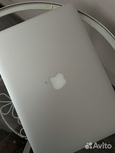 Apple MacBook Air 13 (2015)