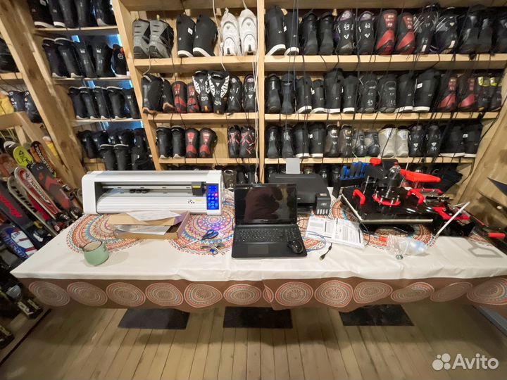 Режущий плоттер pcut T24LX с контурной резкой