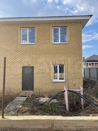 Таунхаус 180 м² на участке 4 сот.