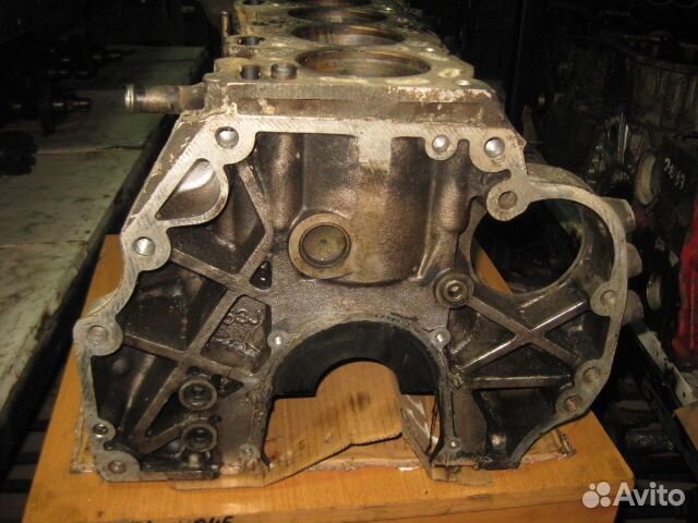 Блок цилиндров Nissan Primera P10 (1990–1996)