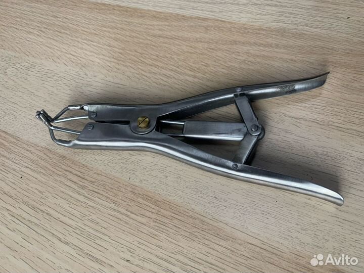 Щипцы кастрационные стяжные металл. (эластратор)