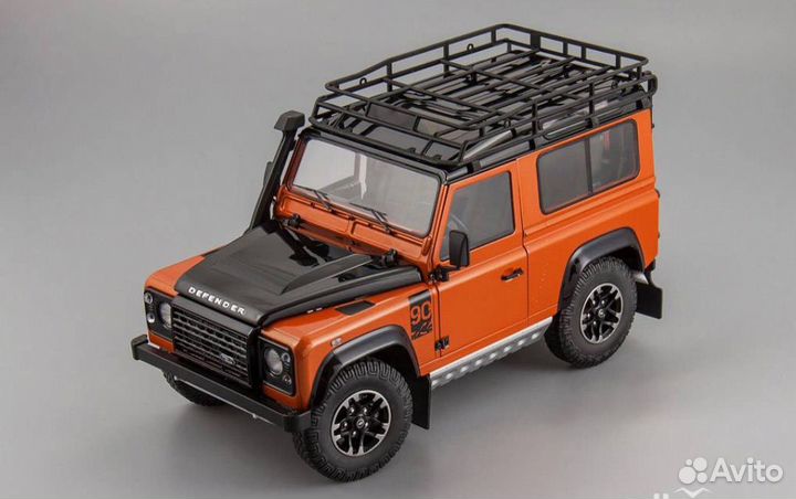 Land Rover Defender 90 Adventure 1:18 Kyosho
