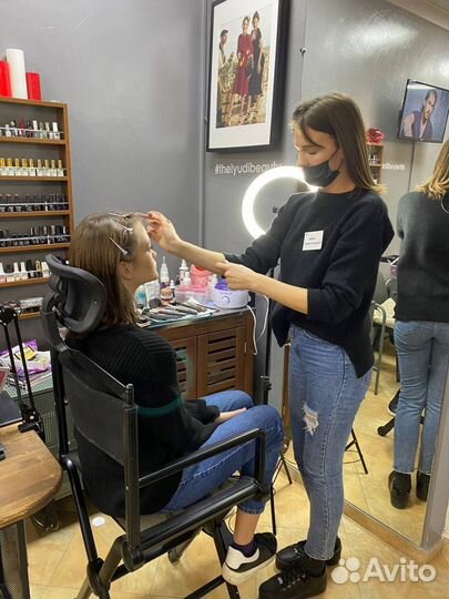 Бровист- визажист