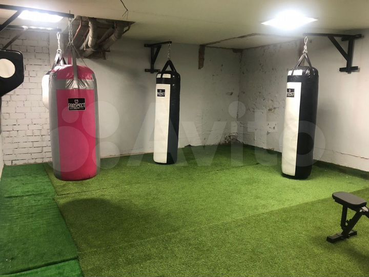 Сдается коммерческая, 134 кв.м., 1/4 эт