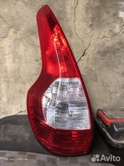 Задний Фонарь лада калина 2