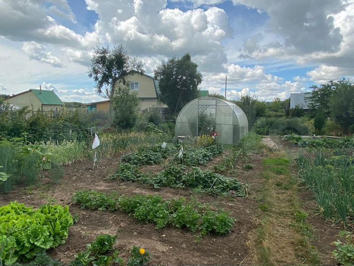 Дача 11 м² на участке 6 сот.