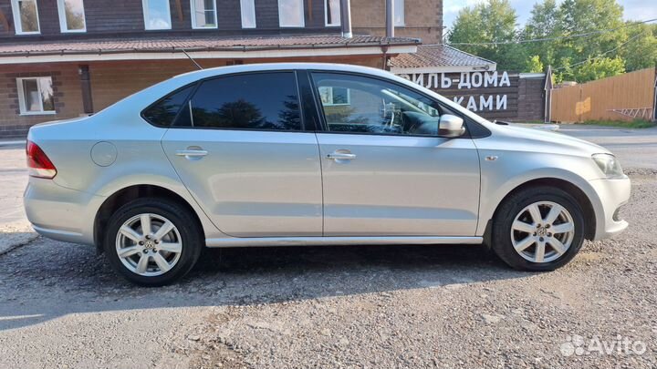 Volkswagen Polo 1.6 МТ, 2013, 175 600 км