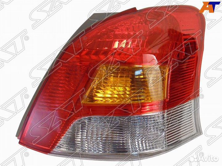 Фонарь задний toyota vitz /yaris 08-10 RH