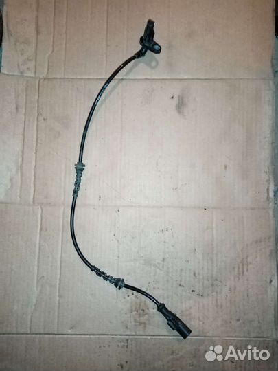 Датчик ABS задний левый Nissan Almera G15