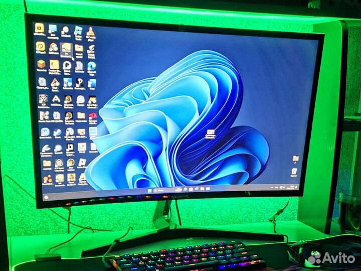 Монитор Samsung C27f396FHI