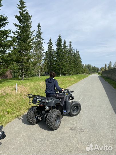 Продам кадроцикл
