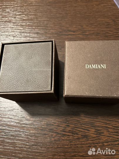 Футляр Damiani